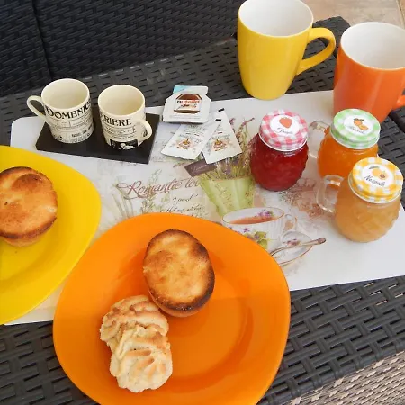 Bed & Breakfast Arcobaleno Novoli